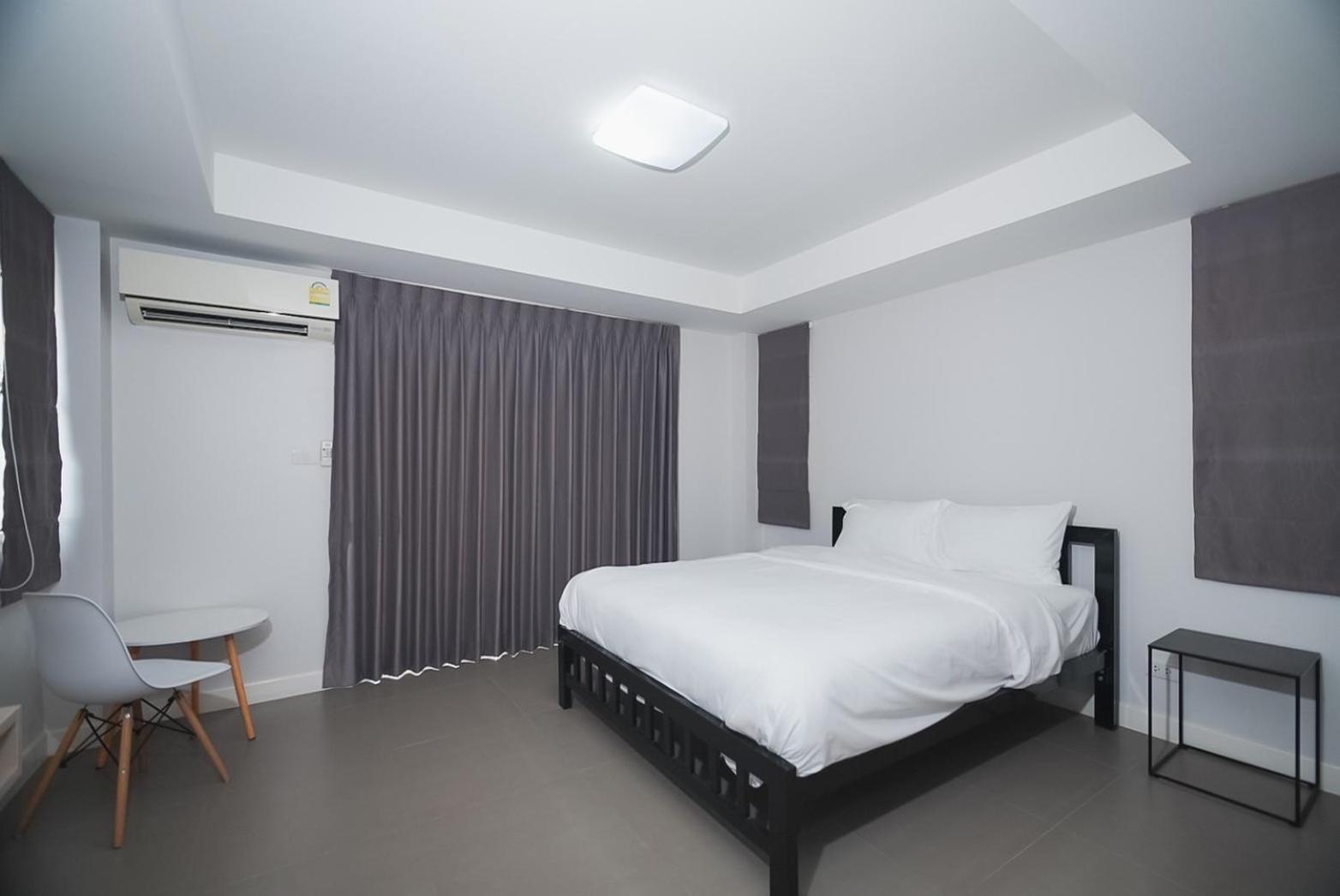 Mitr Inn Mrt Samyot Station - The Grand Palace มิตร อินน์ พระบรมมหาราชวัง Банкок Екстериор снимка