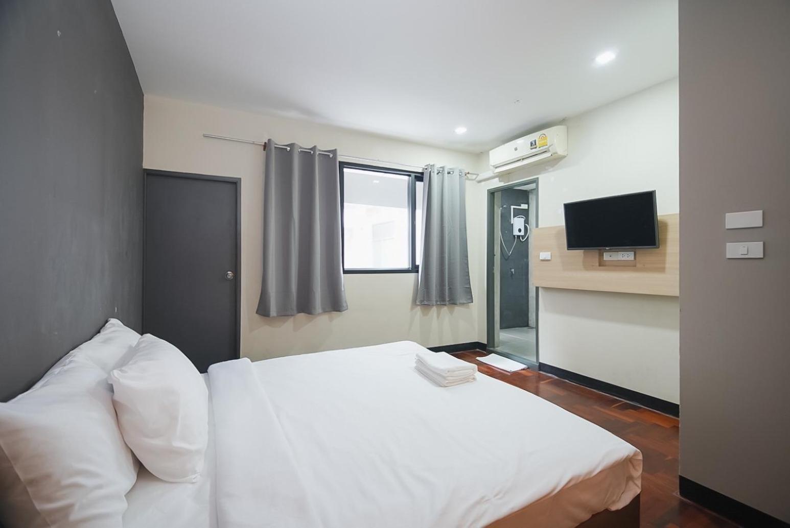 Mitr Inn Mrt Samyot Station - The Grand Palace มิตร อินน์ พระบรมมหาราชวัง Банкок Екстериор снимка